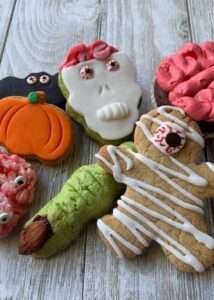 Assortiment biscuits et cupcakes halloween